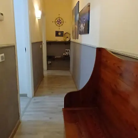 Controvento Near Train Station