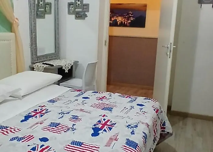 Controvento Near Train Station Apartamento *